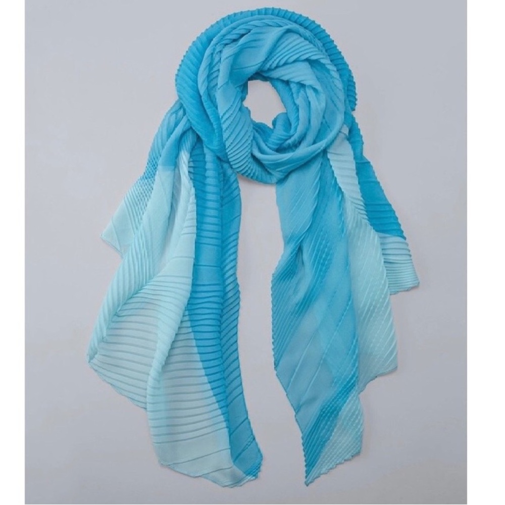WHBM COLORBLOCK PLEATED OBLONG SCARF